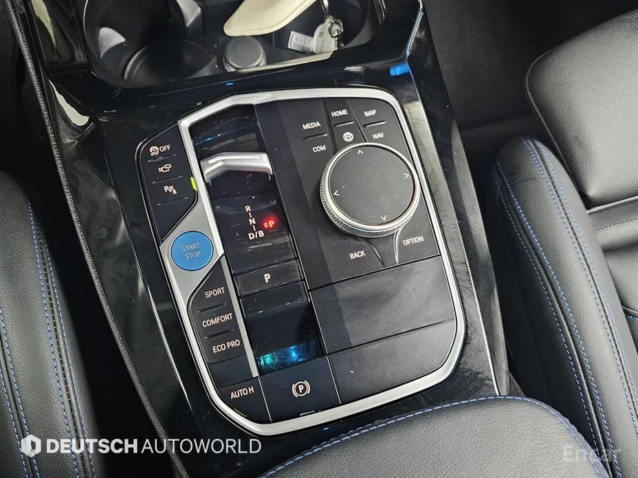 Фото 9 - BMW iX3