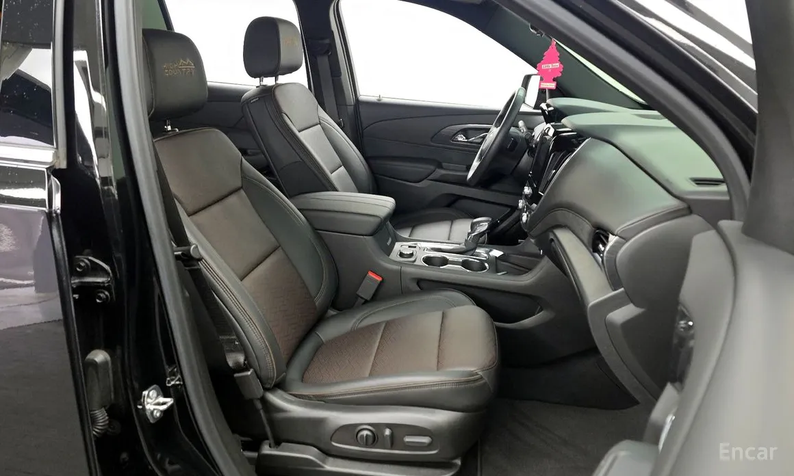 Фото 11 - Chevrolet Traverse