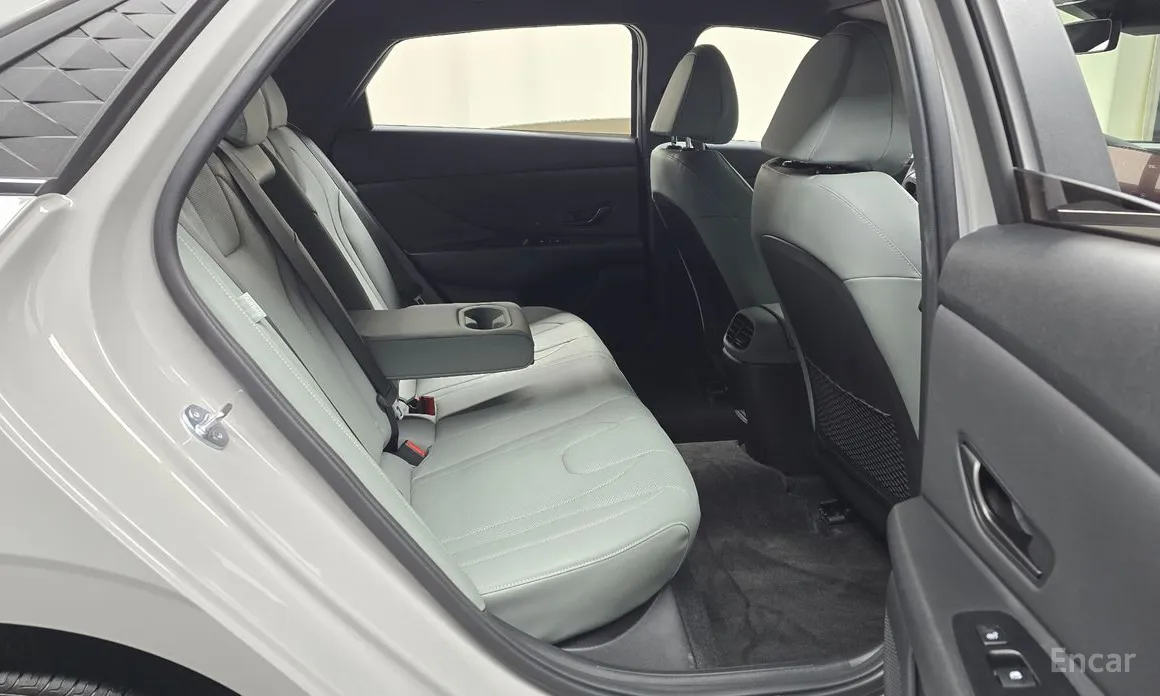 Фото 12 - Hyundai Avante