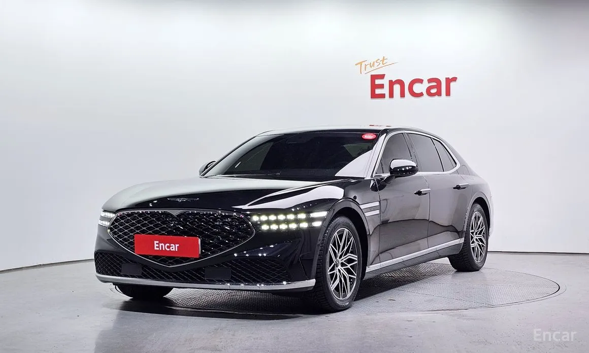 Фото 1 - Genesis G90