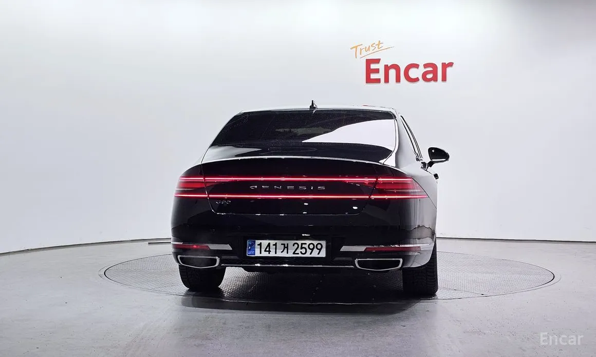 Фото 4 - Genesis G90