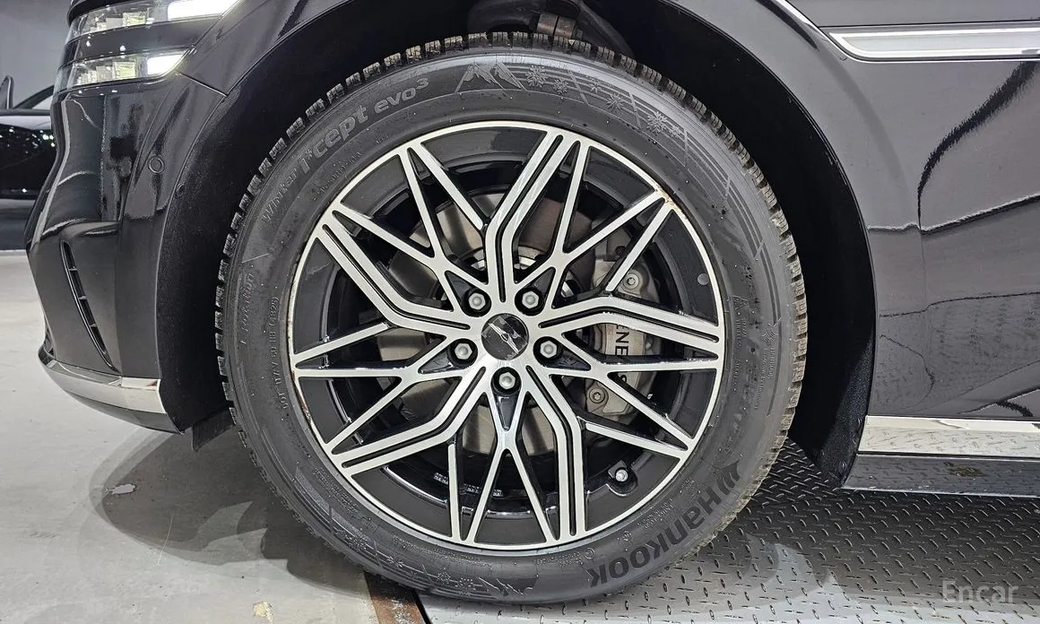 Фото 5 - Genesis G90