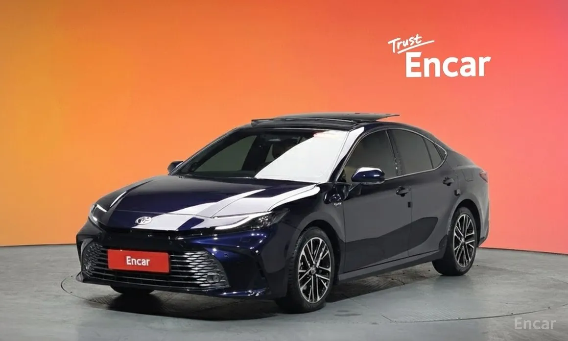 Фото 1 - Toyota Camry