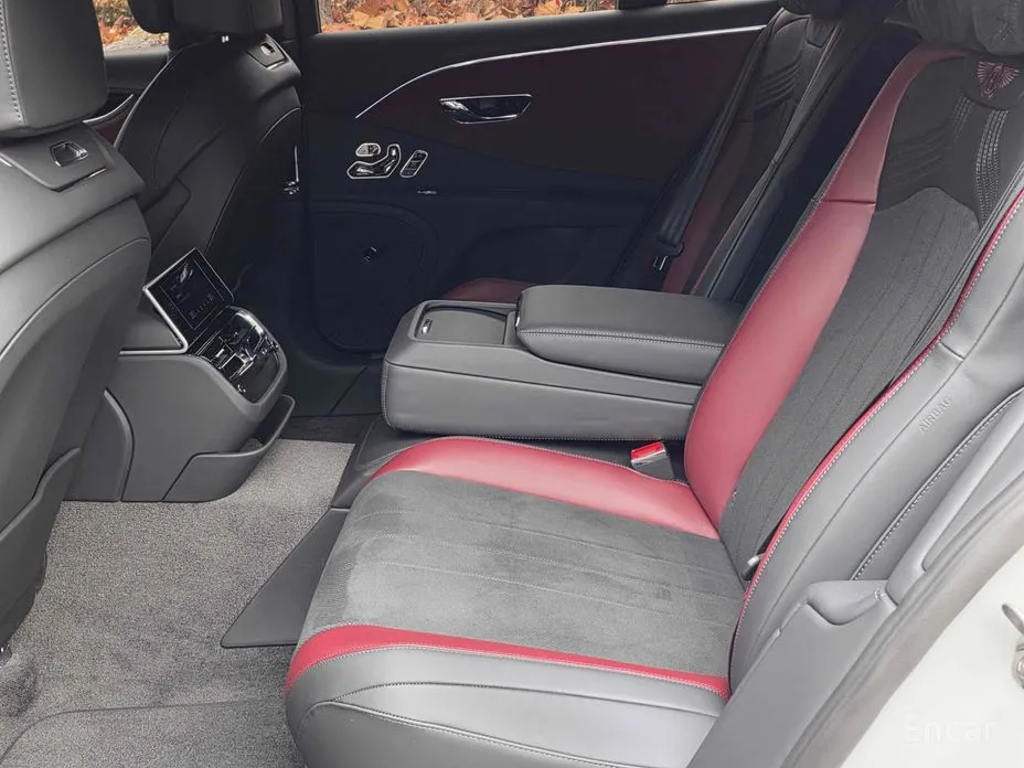 Фото 12 - Bentley Flying Spur