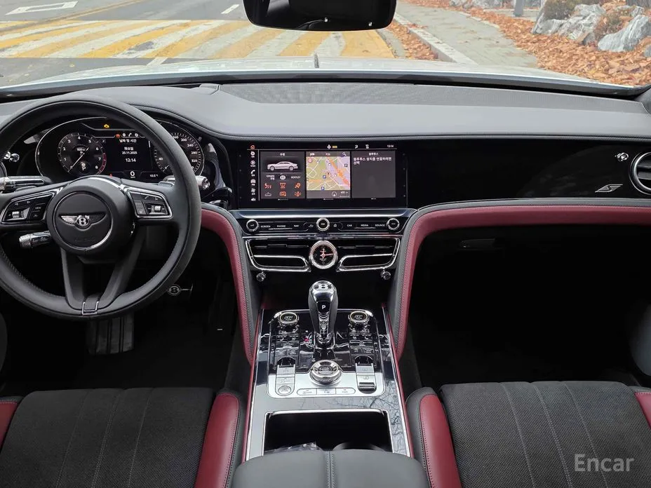 Фото 17 - Bentley Flying Spur