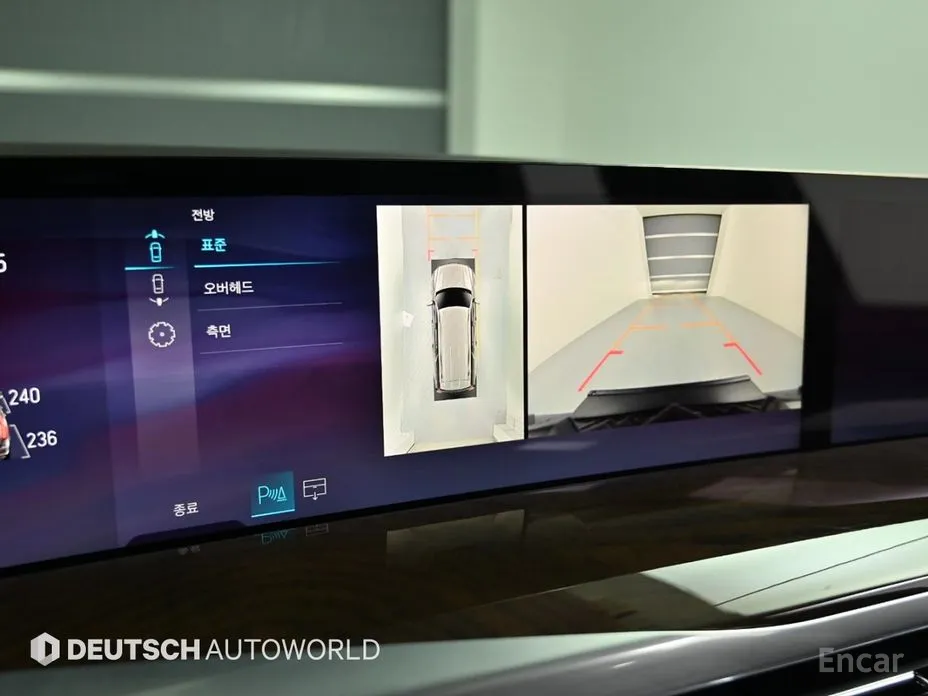 Фото 15 - Cadillac Escalade