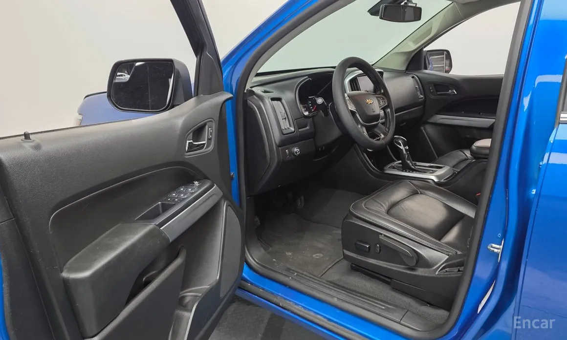 Фото 11 - Chevrolet Colorado