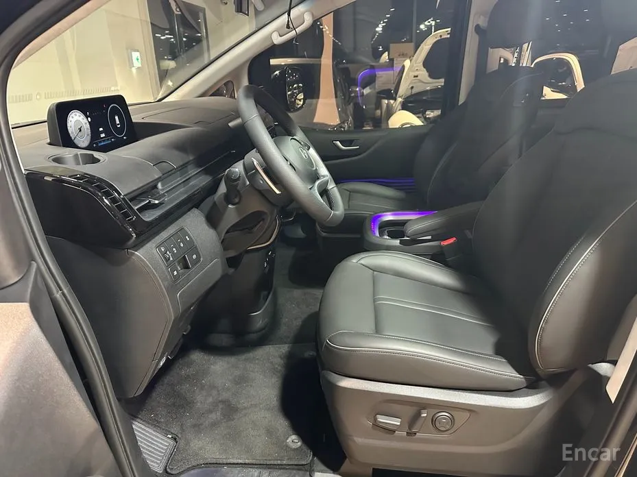 Фото 15 - Hyundai Staria