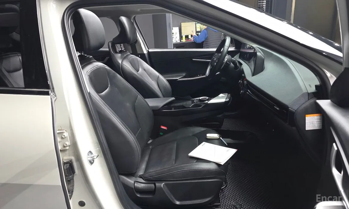 Фото 11 - Kia EV6