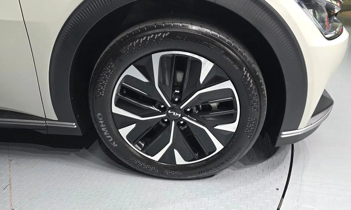 Фото 5 - Kia EV6