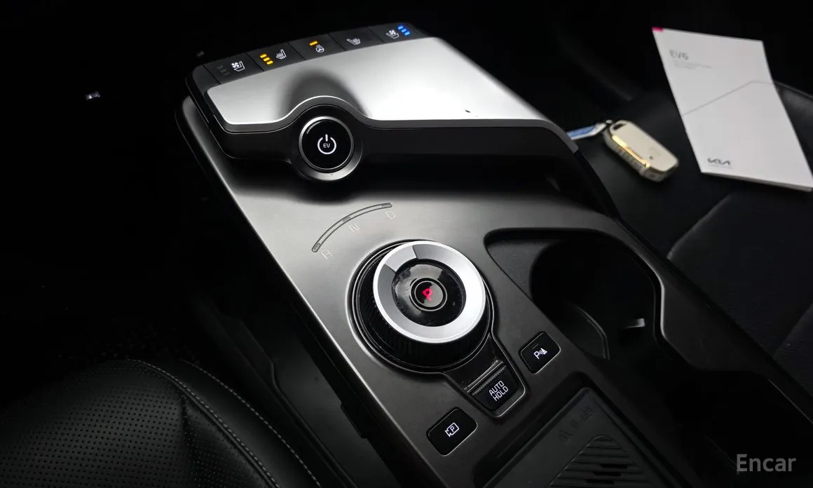 Фото 9 - Kia EV6