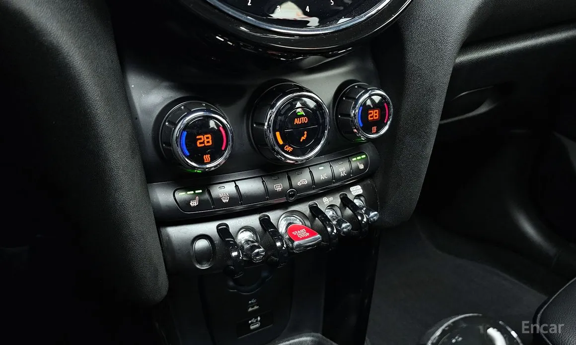 Фото 15 - Mini Cooper