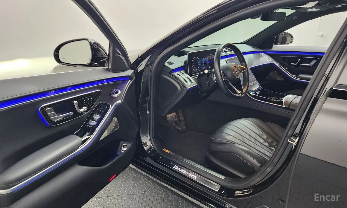 Фото 10 - Mercedes-Benz S-Class