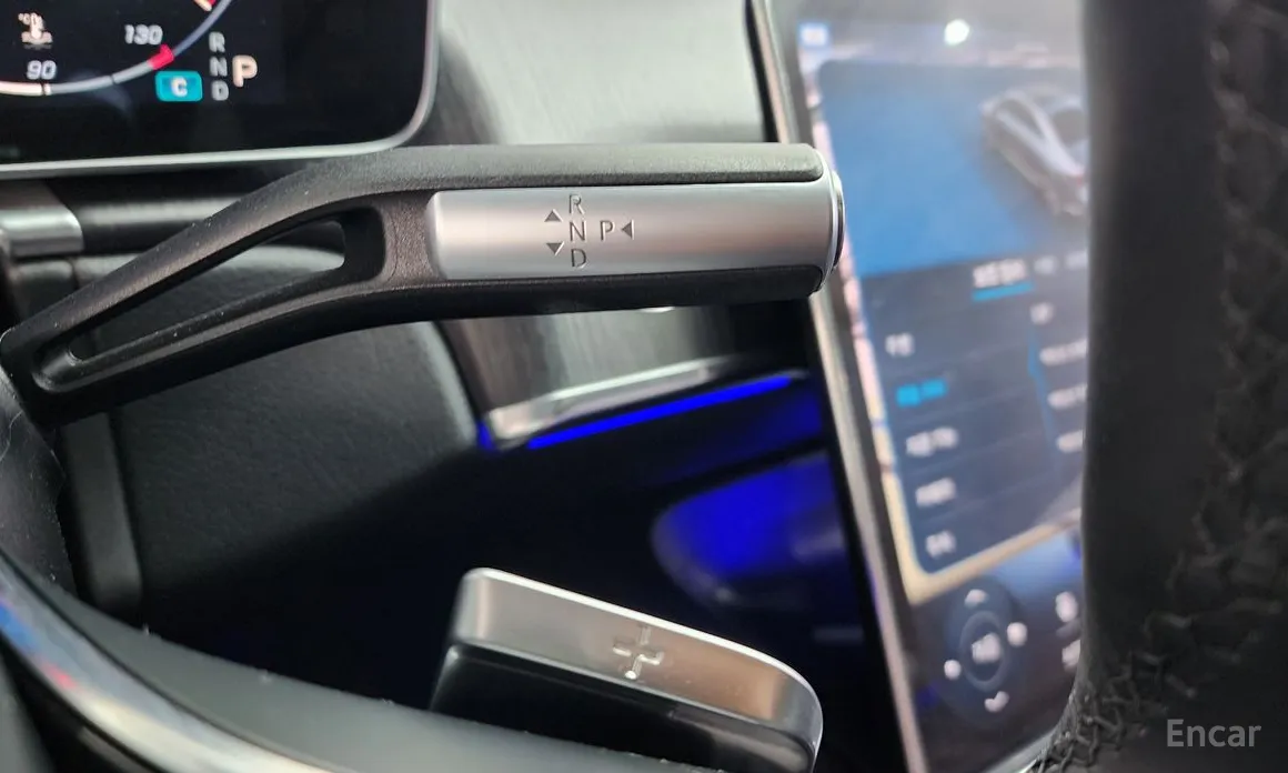 Фото 9 - Mercedes-Benz S-Class