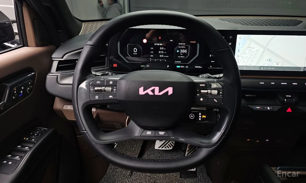 Фото 13 - Kia EV9