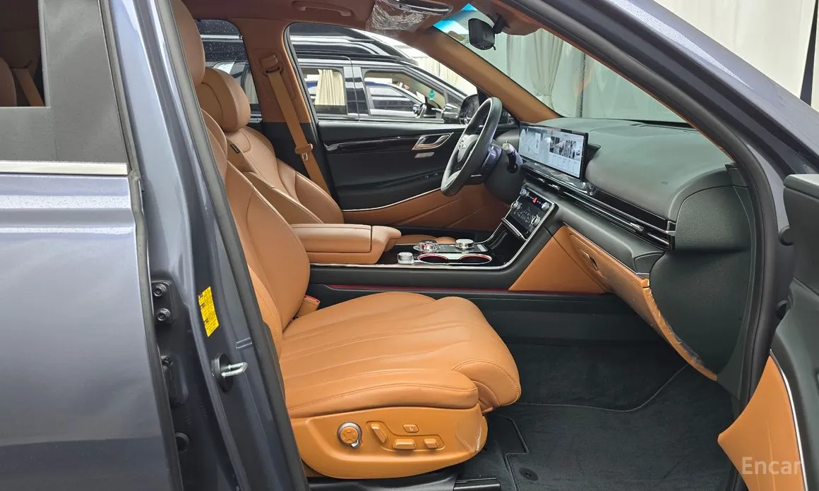 Фото 11 - Genesis GV80