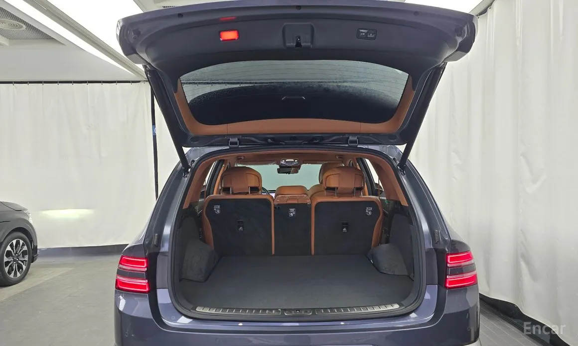 Фото 20 - Genesis GV80