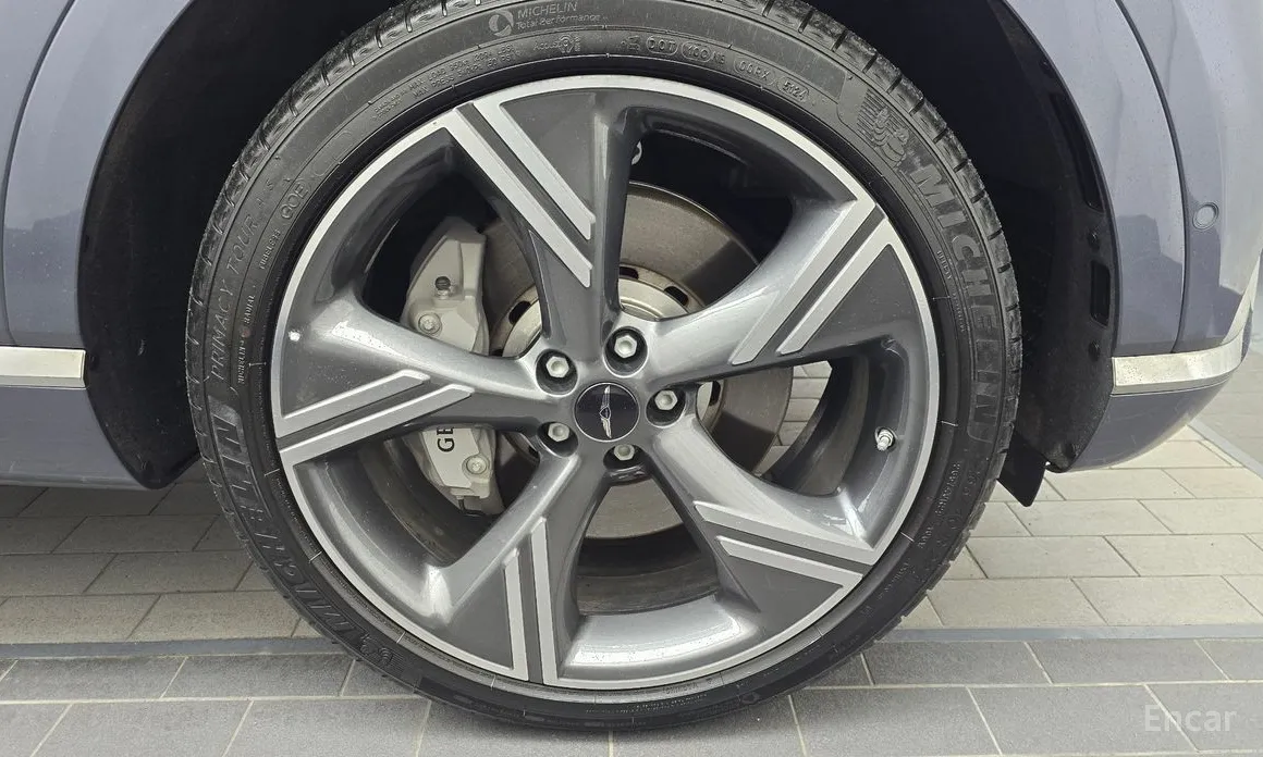 Фото 5 - Genesis GV80