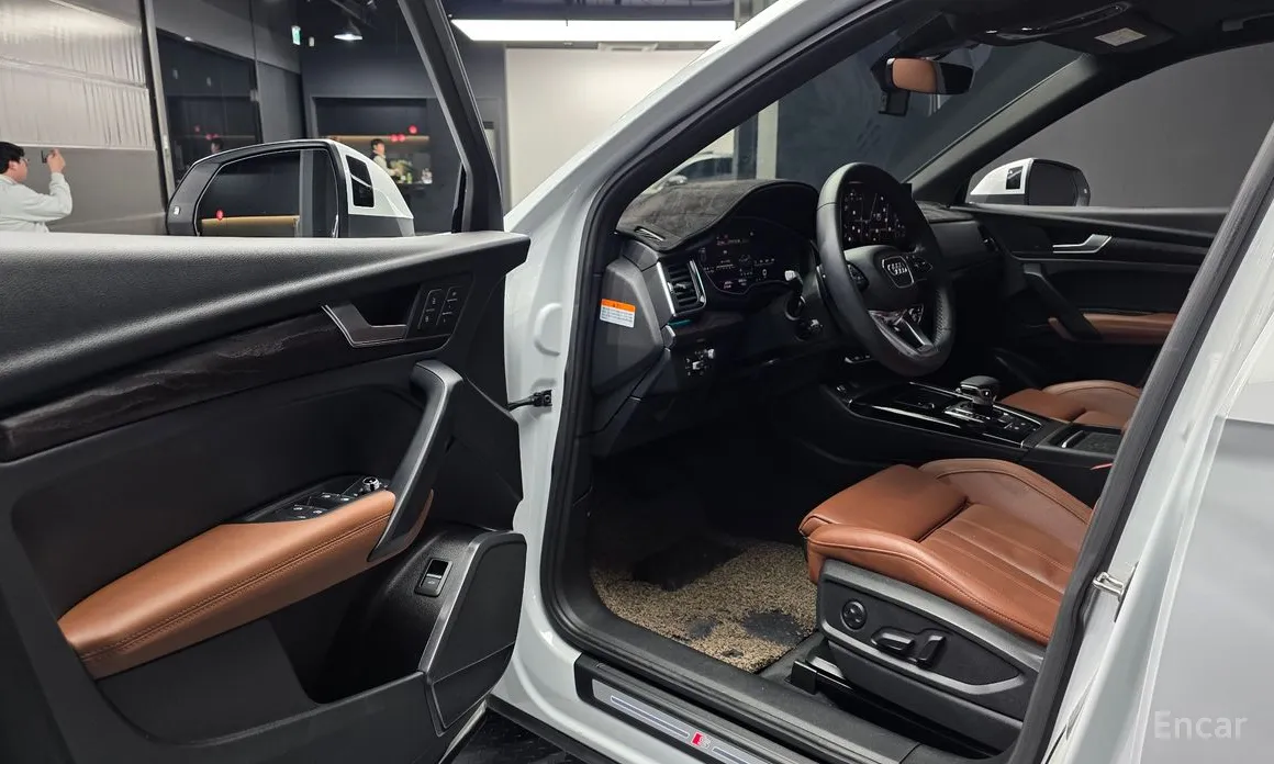 Фото 10 - Audi Q5