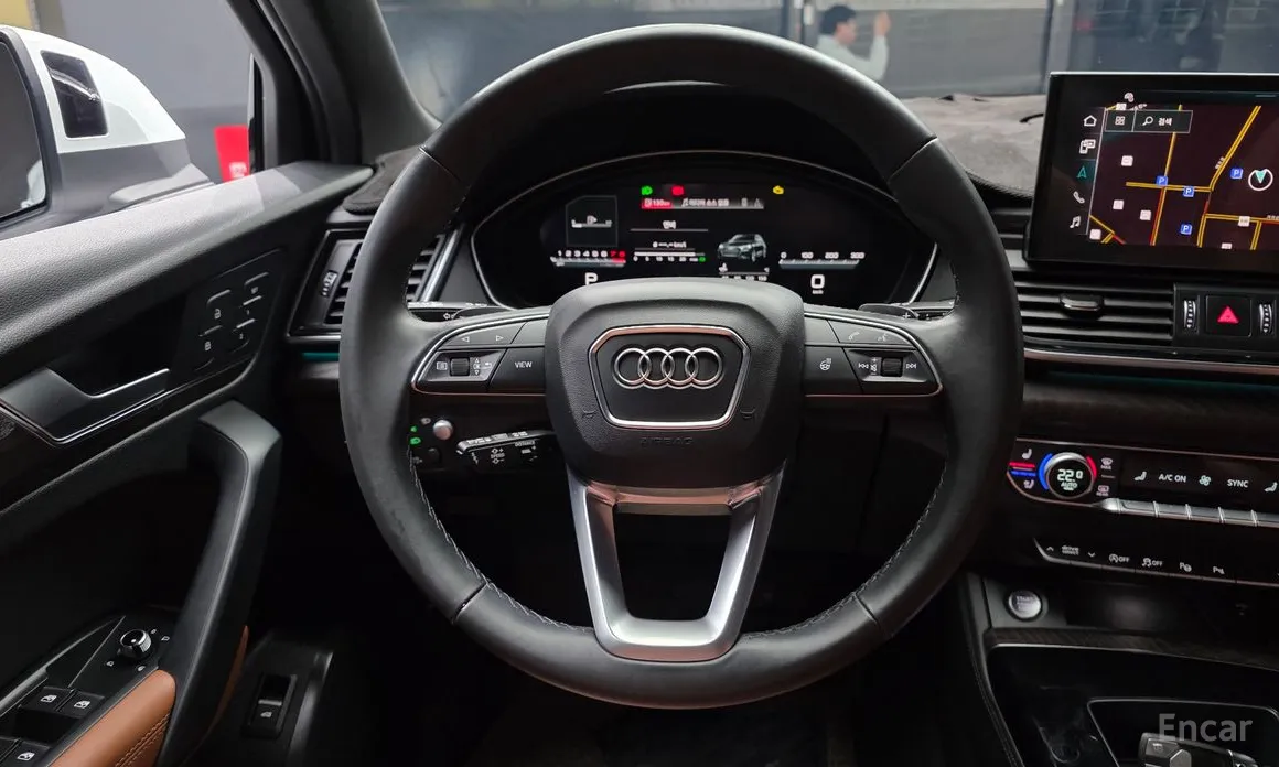 Фото 13 - Audi Q5