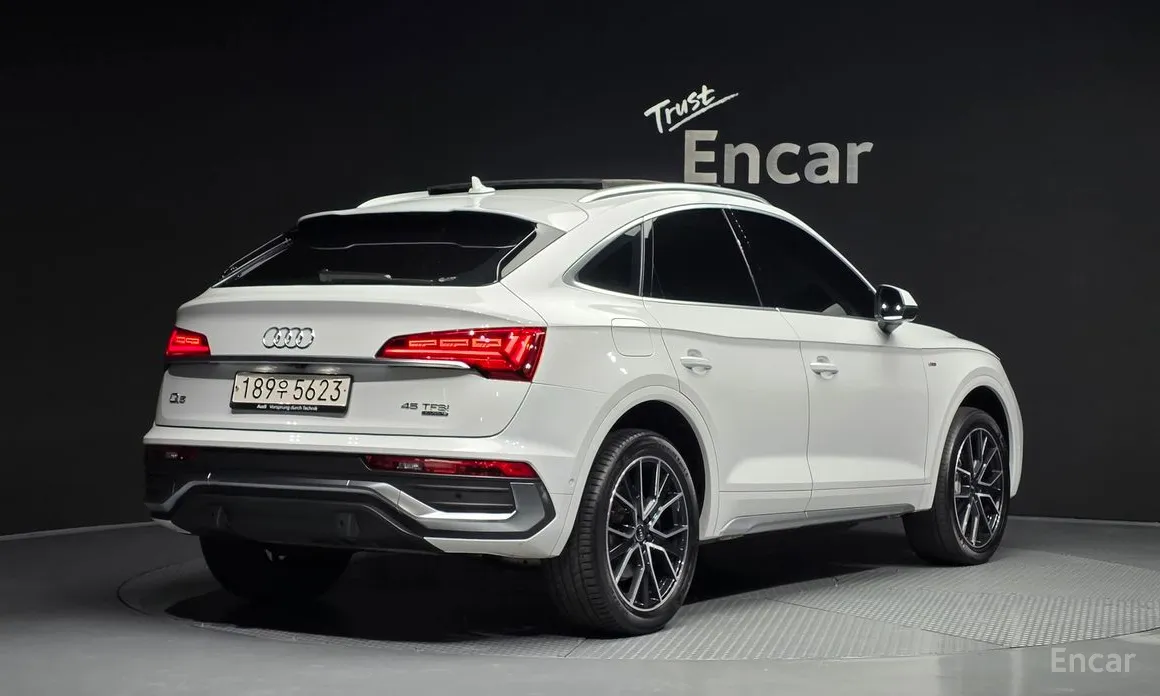 Фото 2 - Audi Q5