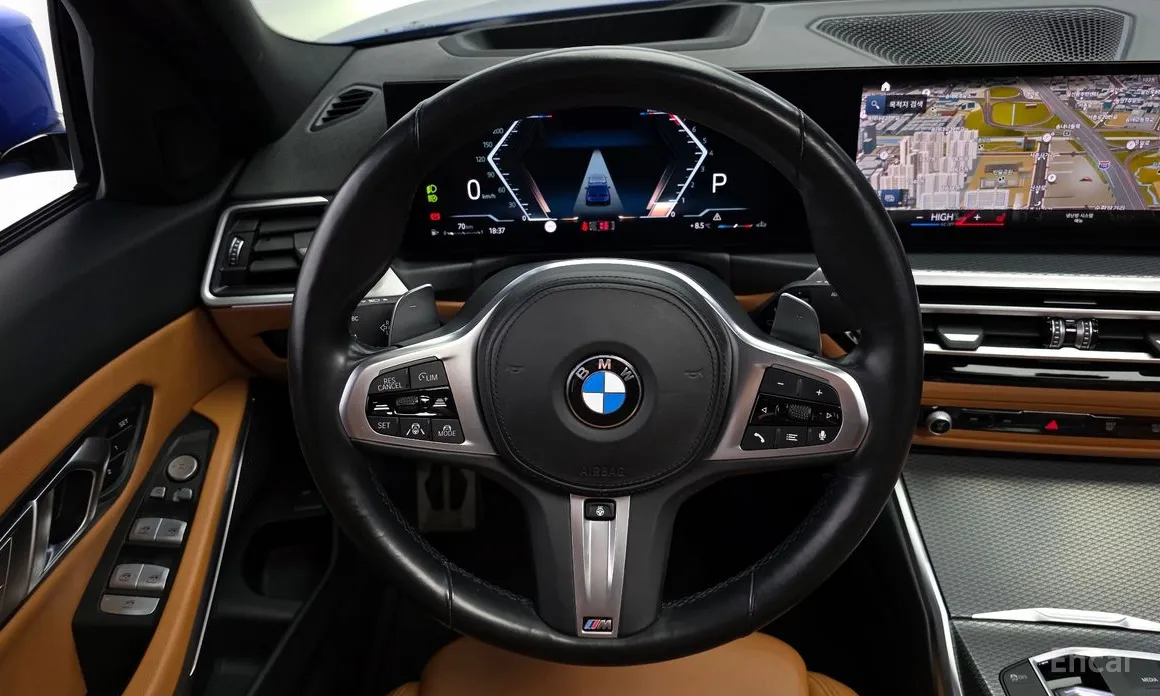 Photo 13 - BMW 3 Series