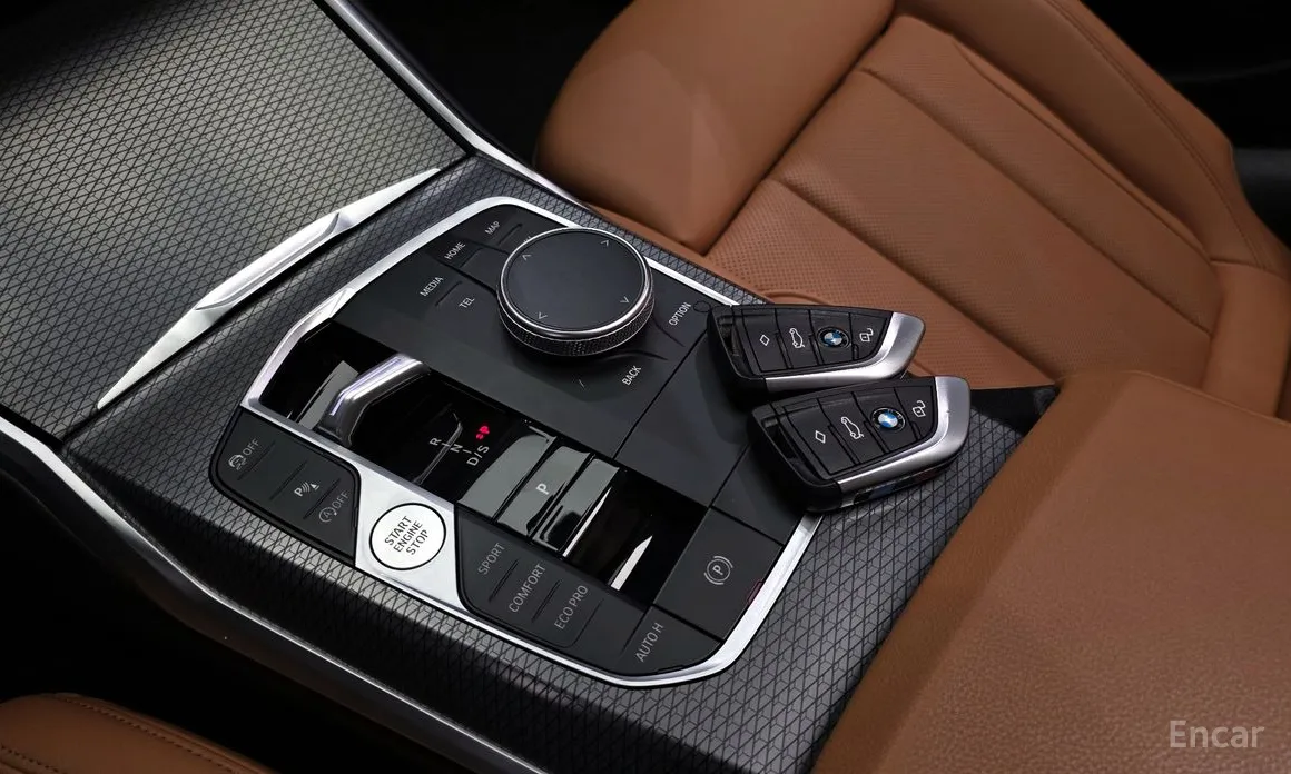 Photo 9 - BMW 3 Series