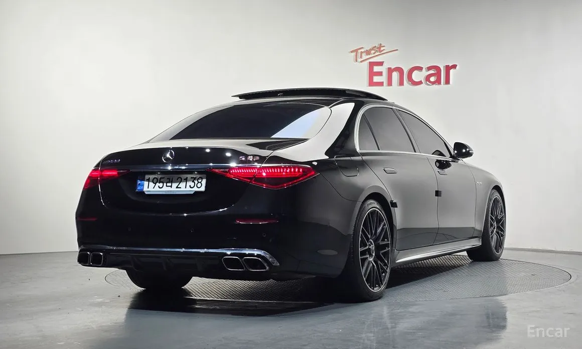 Фото 2 - Mercedes-Benz S-Class