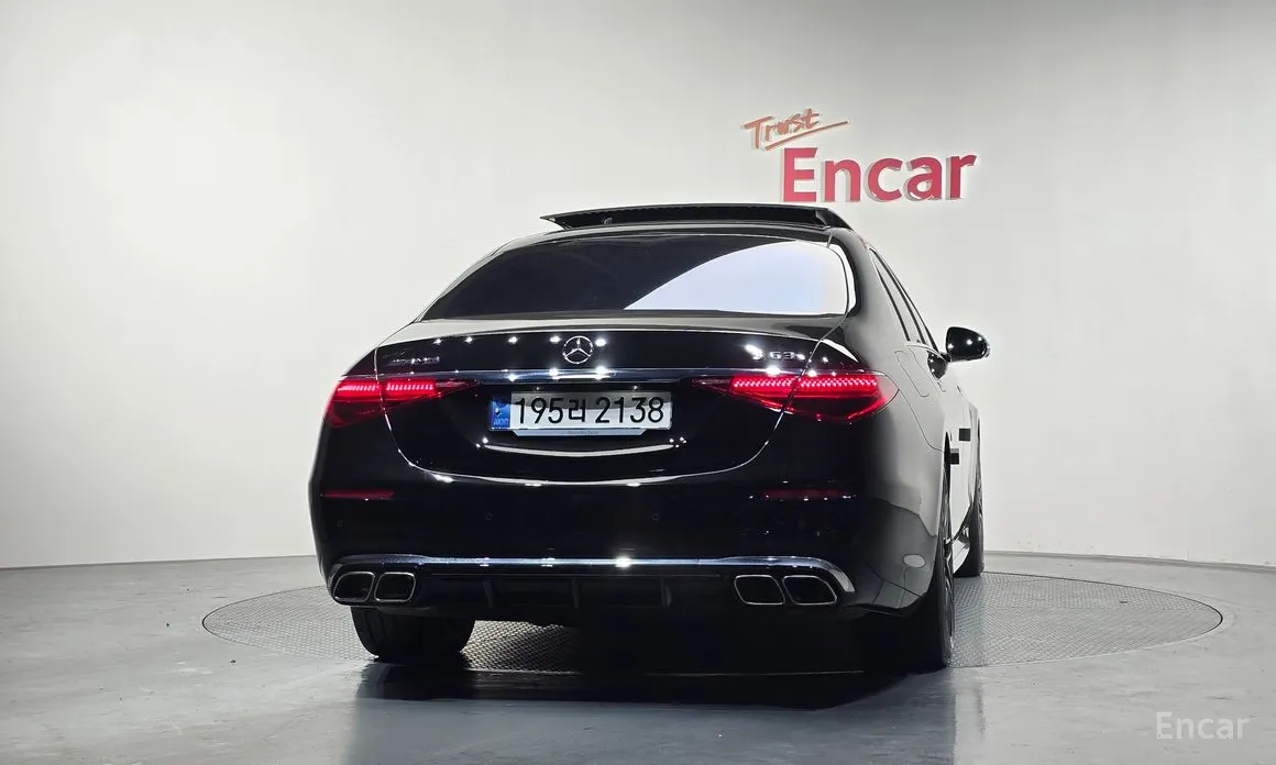 Фото 4 - Mercedes-Benz S-Class