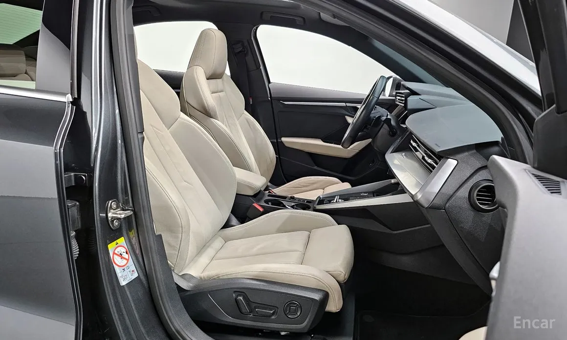 Фото 10 - Audi A3