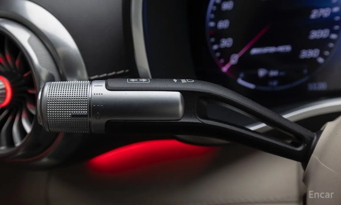 Фото 18 - Mercedes-Benz AMG GT