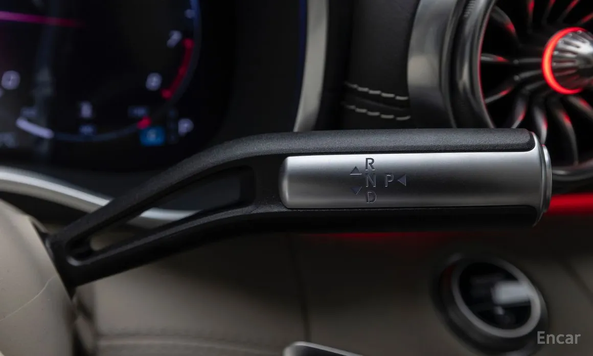 Фото 19 - Mercedes-Benz AMG GT