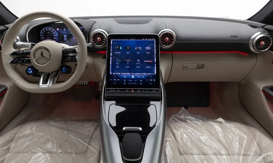 Фото 7 - Mercedes-Benz AMG GT