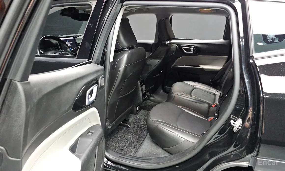 Фото 19 - Jeep Compass