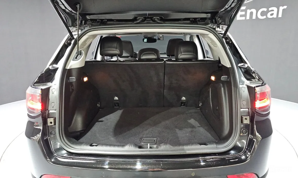 Фото 20 - Jeep Compass