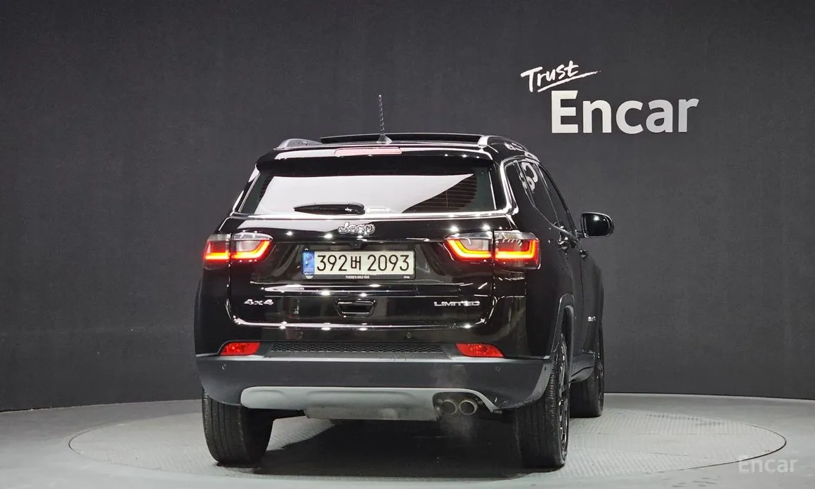 Фото 4 - Jeep Compass