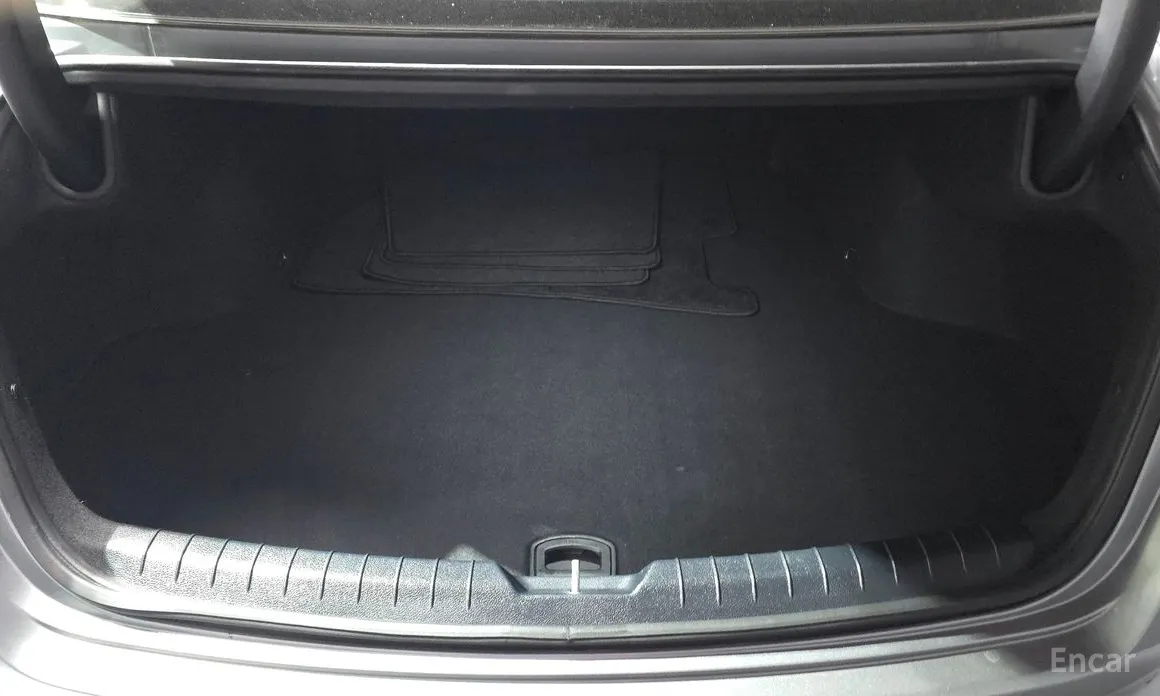 Фото 20 - Kia K8