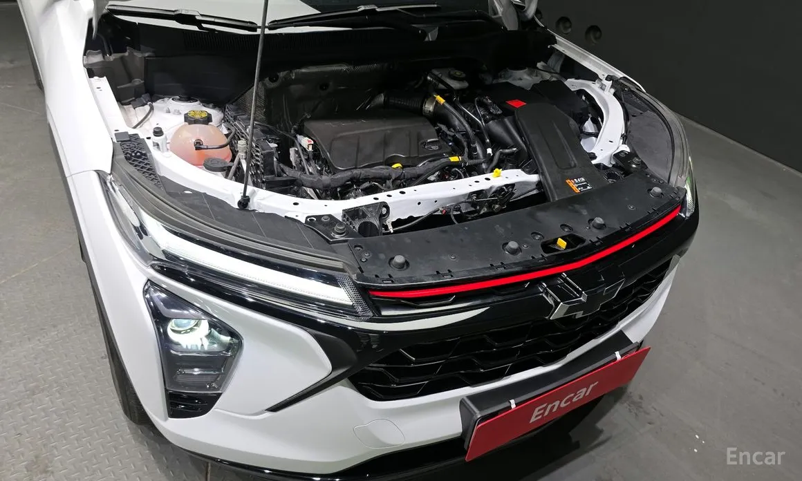 Photo 6 - Chevrolet Trax