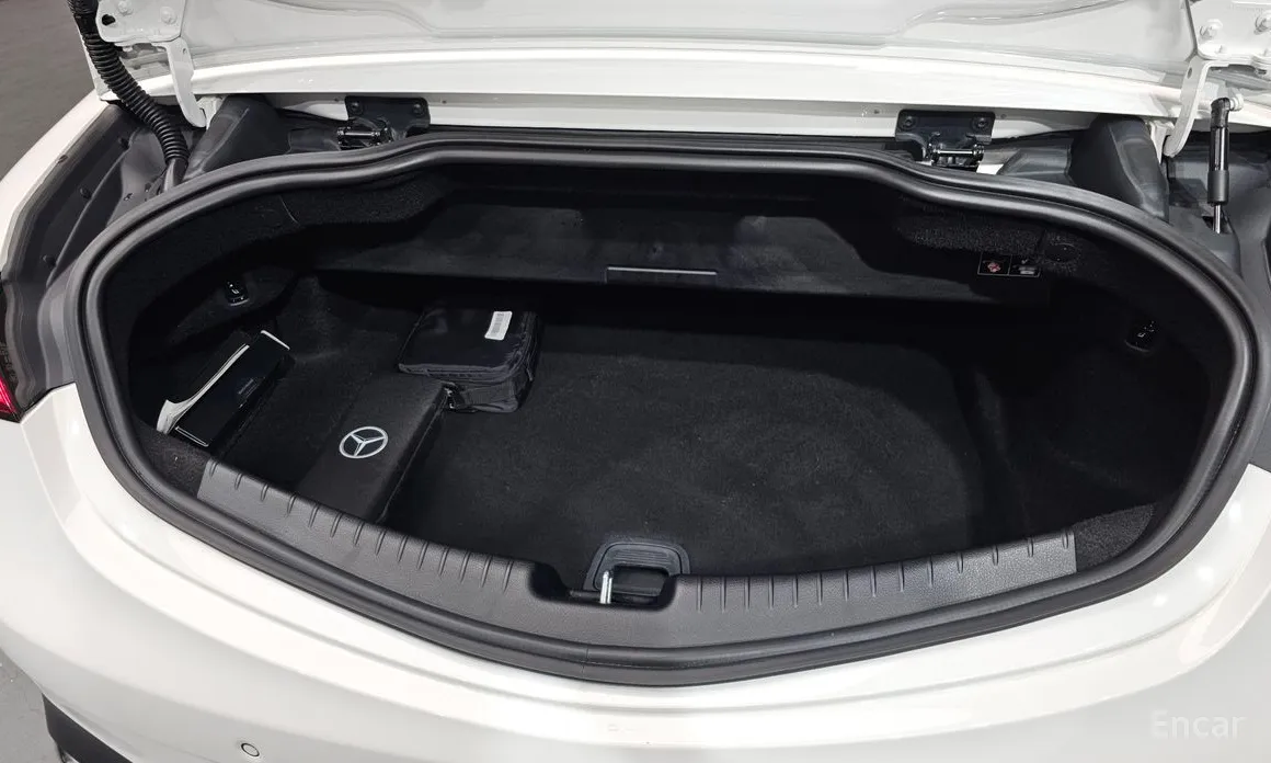 Photo 18 - Mercedes-Benz CLE-Class