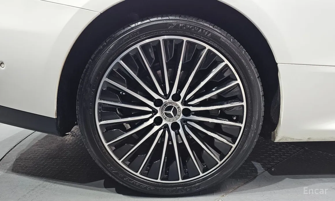 Photo 5 - Mercedes-Benz CLE-Class