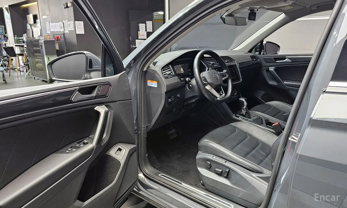 Фото 11 - Volkswagen Tiguan