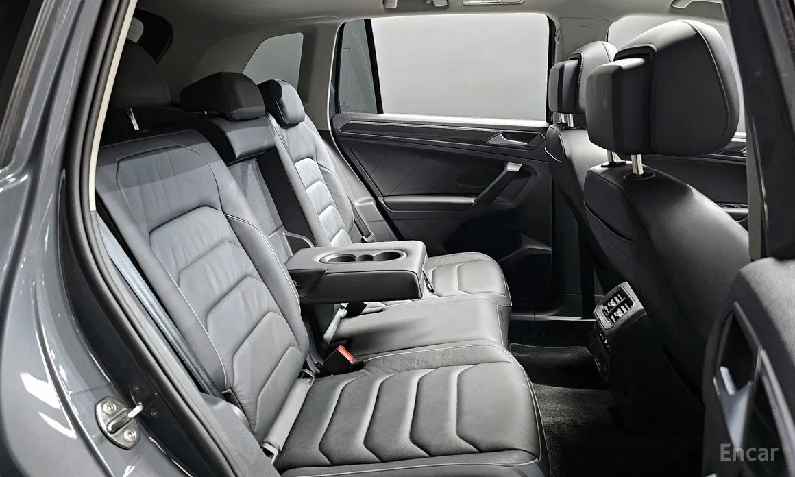 Фото 12 - Volkswagen Tiguan