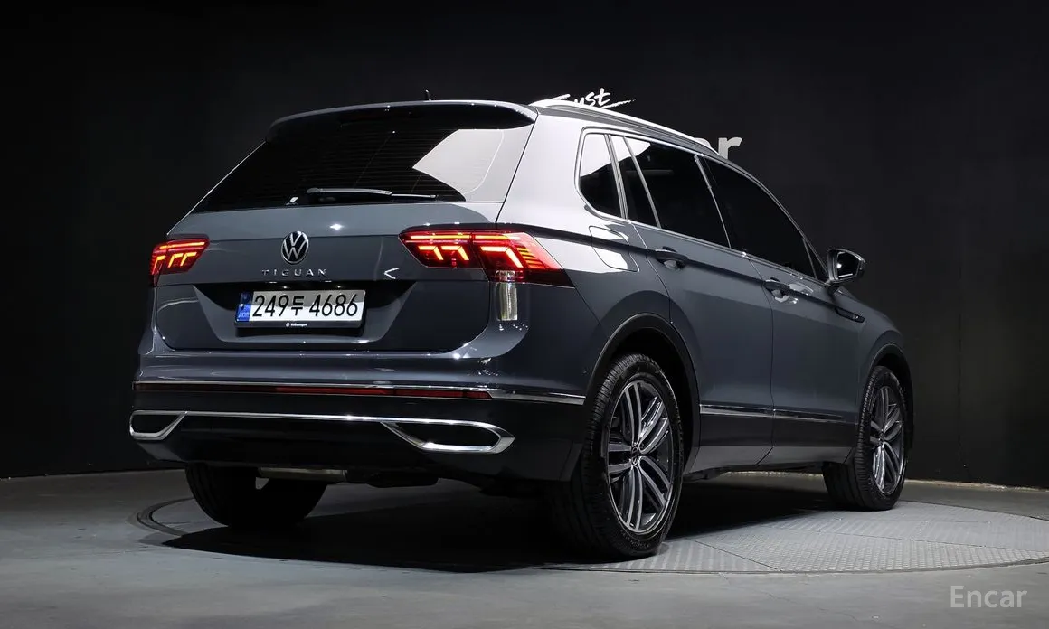 Фото 2 - Volkswagen Tiguan