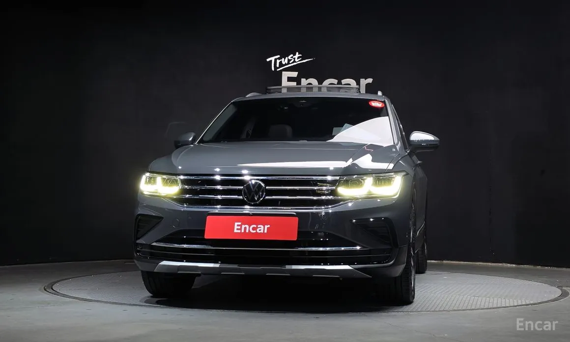 Фото 3 - Volkswagen Tiguan