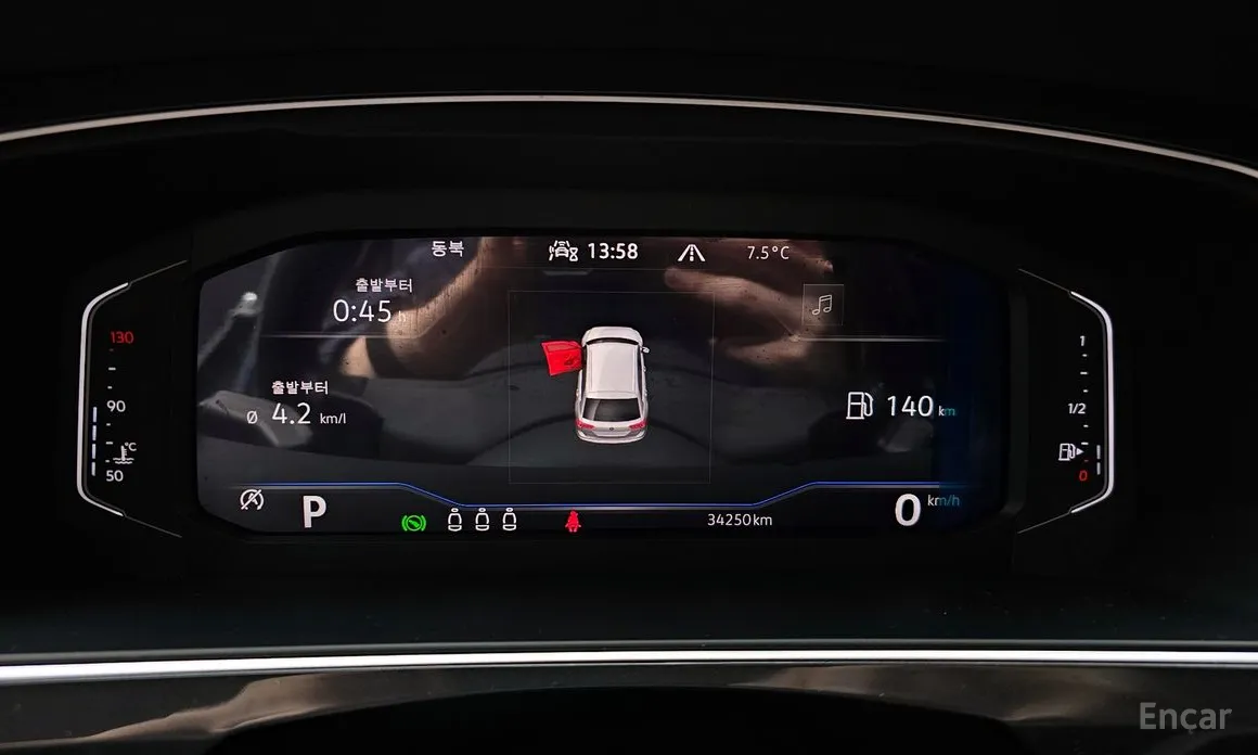 Фото 8 - Volkswagen Tiguan