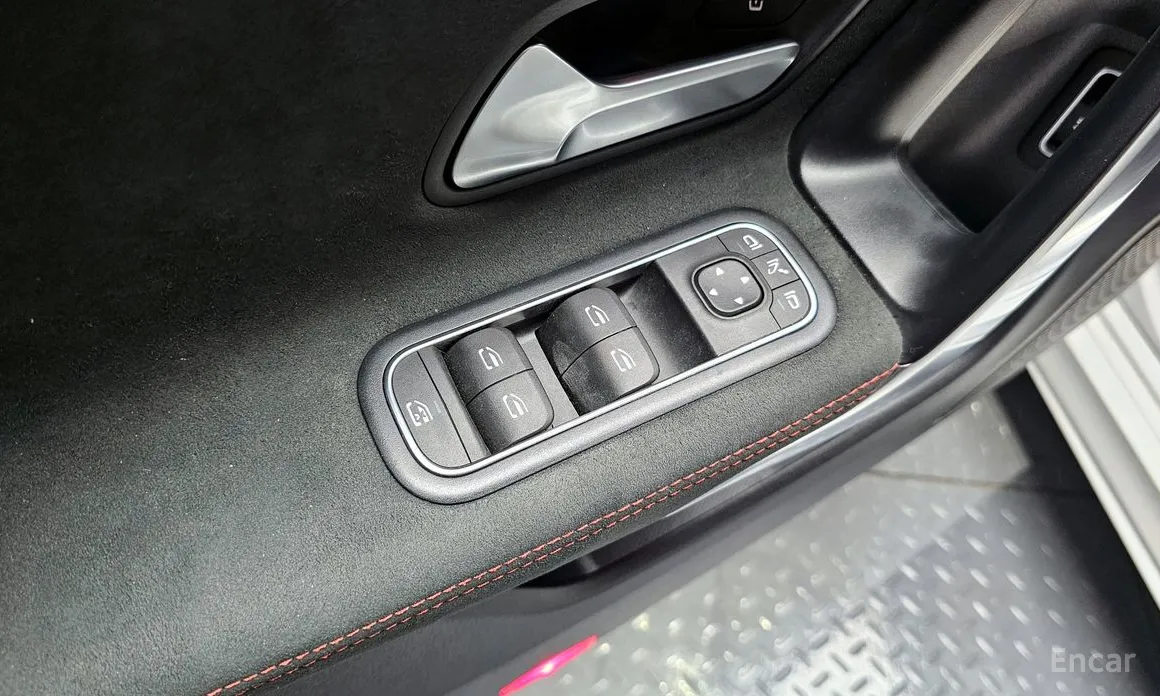 Фото 19 - Mercedes-Benz CLA-Class