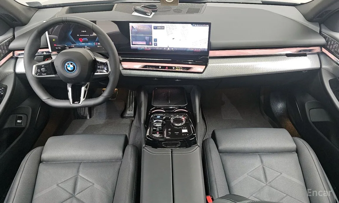 Фото 7 - BMW i5