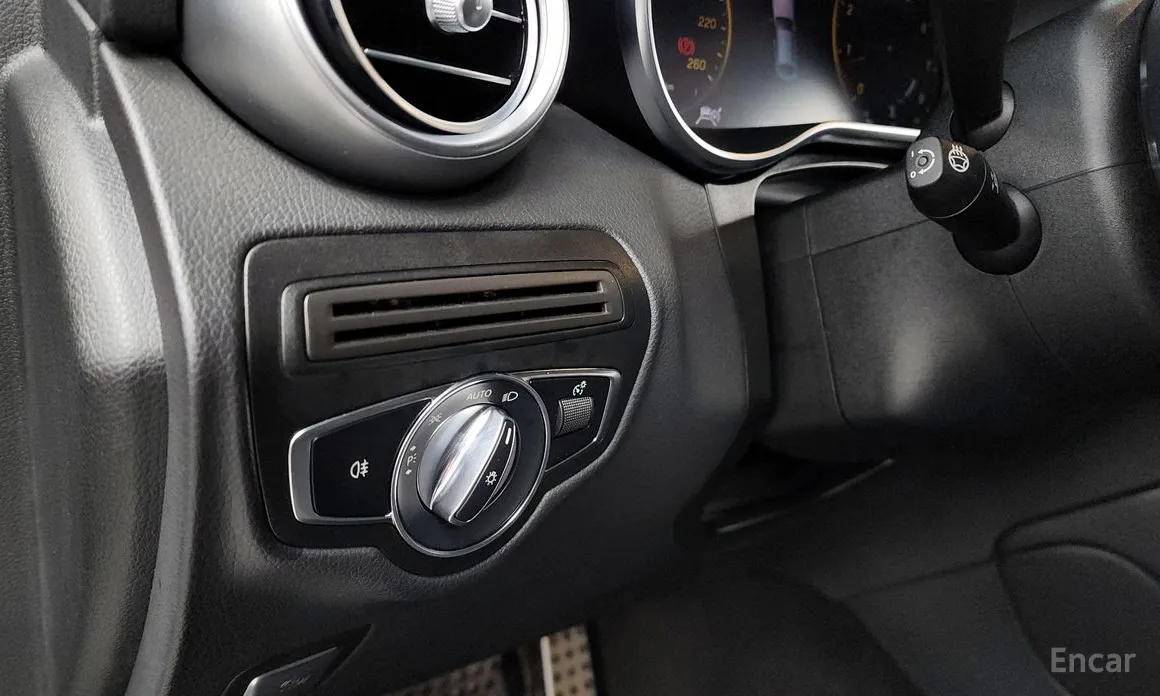 Фото 16 - Mercedes-Benz GLC-Class