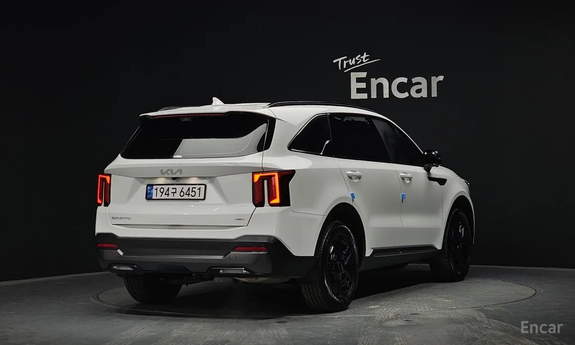 Фото 2 - Kia Sorento