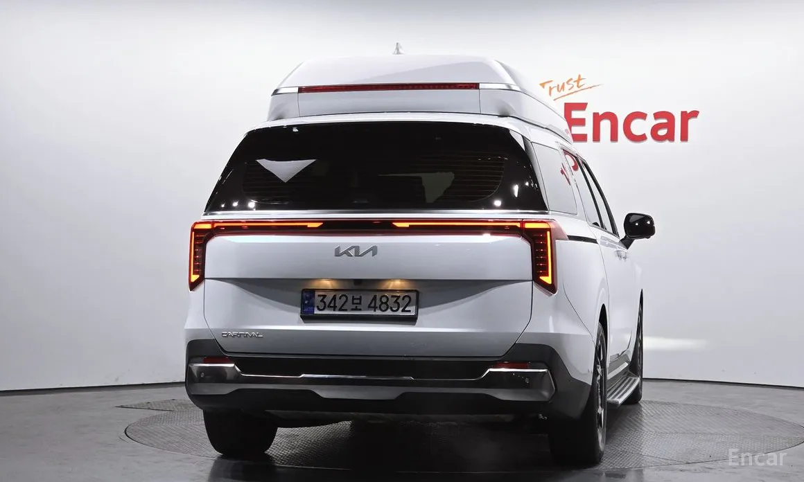 2023 Kia Carnival